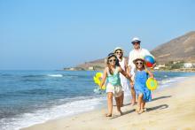 Vacances sous le soleil en famille